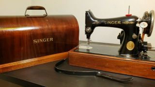 1929 Bentwood Portable Singer Model 99 - 13 Sewing Machine.