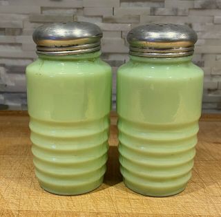 Vintage Jadeite Green Glass Ribbed Beehive Range / Kitchen Salt & Pepper Set 3