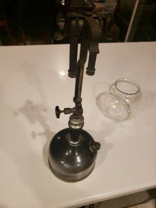 Vintage Coleman Match Generating No.  134 Double Mantle Lamp Lantern W/ Globe