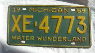 Vintage 1959 Michigan License Plate,  Yellow And Green