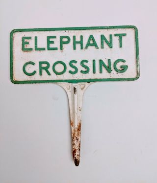 " Elephant Crossing " Vintage Cast Iron Lawn Garden Stake Sign