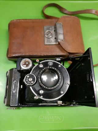 Zeiss Ikon Ikonta 520/2 Antique Folding Bellows Film Camera Novar Lens Germany