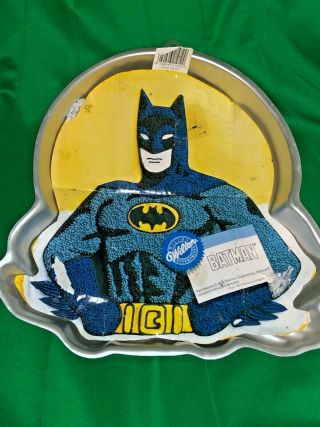 Batman Cake Mold Pan Dc Comics Vintage 1989 13x14 Bruce Wayne Vgc