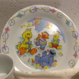 Vintage Sesame Street Porcelain Plate Bowl Mug Set “Flying A Kite” By Newcor 2