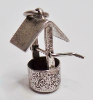 Vintage Sterling Silver Movable Turning Wishing Water Bucket Well Charm Pendant