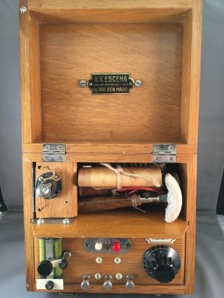 Antique Quack Medical Electric Device Case And Accessories / The Hague