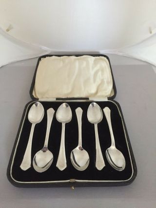 Lovely Set Of 6 Solid Silver Tea Spoons (birmingham 1930) Barker Bros Ltd 4.  5 "