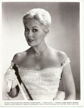Young Sexy Busty Kim Novak Vintage Columbia Pictures Portrait Still 2
