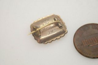 TINY ANTIQUE GEORGIAN ENGLISH GOLD FILLED HAIR LOCKET MOURNING LACE PIN c1824 3