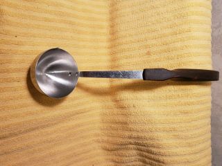 Vintage Cutco Large Soup Ladle Spoon No15 Brown Wood Handle Stainless Usa 12 "