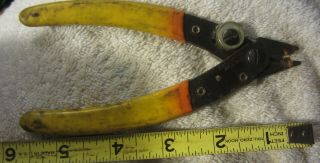 Vintage K.  Miller T Co,  Springfield,  Ma Wire Stripper,  Yellow Insulated Handle,  Tool