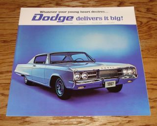 1967 Dodge Monaco & Polara Deluxe Sales Brochure Canadian 67 500