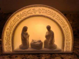 Vintage White Bisque Ceramic Christmas Nativity Scene Holy Family Night Light