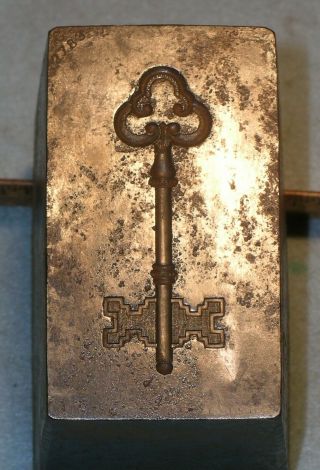 Antique 1915 Ornate Skeleton Key 7,  Lb Steel Stamping Die Mc Lilley