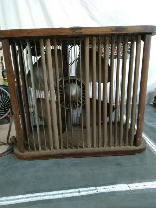 Mathes Cooler 496 Box Fan - 4 Metal Blades - Wood Cabinet - Antique Vtg - Multi Speed