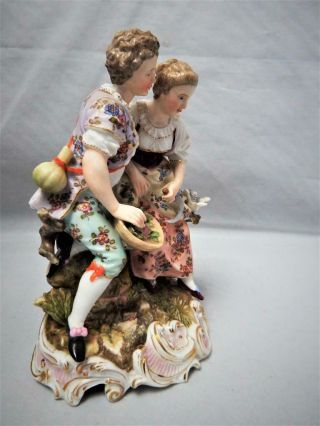 ANTIQUE VOLKSTEDT (TRIEBNER ENS) PORCELAIN GERMANY COURTING COUPLE FIG 1880 ' s 2