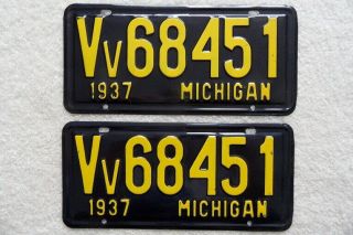 Michigan (pair) 1937 Veteran License Plates – Look