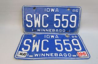 1986 Iowa License Plate Blue Matching Pair Swc 559 Winnebago County