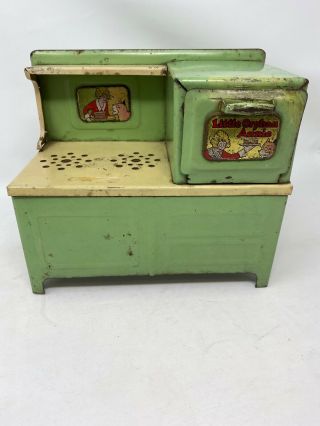 Vintage Marx Little Orphan Annie With Sandy Metal Stove Oven Metal