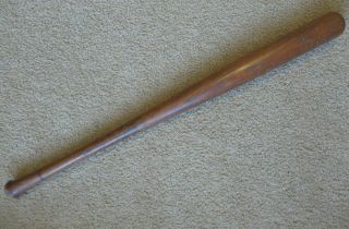 Vintage c.  1920 ' s Louisville Slugger 125 Oil Tempered Trademark Baseball Bat 34 