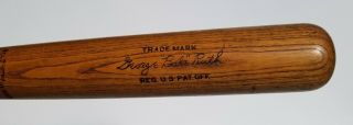 1930 - 32 Babe Ruth 40 B.  R Bone Rubbed Louisville Slugger Baseball Bat