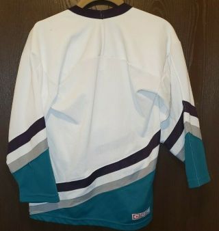 Vintage 90s CCM White Anaheim Mighty Ducks Hockey Jersey Boy L/XL STITCHED 2