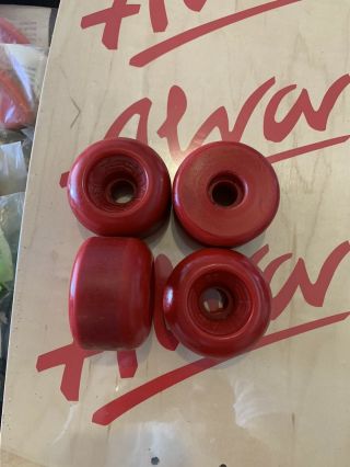Vintage Red Sims 63 Wing Skateboard Wheels Alva Acs Hobie Dog Town Gullwings