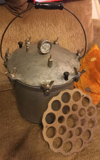 Antique 18 Quart Pressure Cooker Canner National Aluminum W/ Handle & Insert