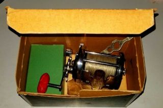 Antique Penn Surfmaster 200 Saltwater Reel,  Complete With All Accessories & Box