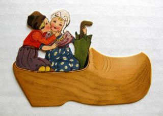 Vintage Bridge Tally Place Card Dutch Boy Kissing Girl In Wooden Shoe