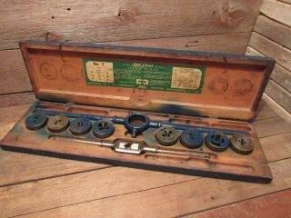 Antique Vintage Little Giant Screw Plate Tap & Die Set No.  7 W/ Wood Box