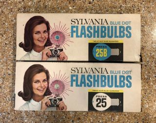 Vintage Sylvania M3b Blue Dot Flashbulbs 12 Pack Clear And 4 Blue - 16