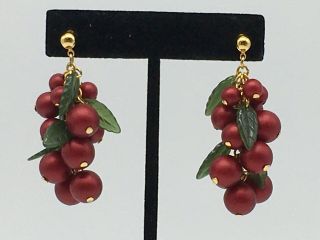 Vintage Gold Tone Holly Berry Red Faux Pearl Green Leaf Dangle Pierced Earrings