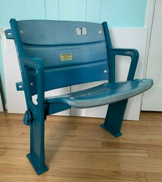 York Yankee Stadium Seat Chair 1976 2008 Yankees 7 Mantle Mlb Hologram Auth