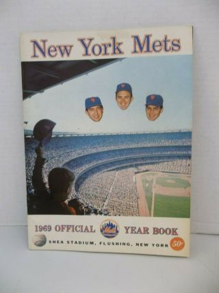 1969 York Mets Official World Championship Season Year Book Nrmt