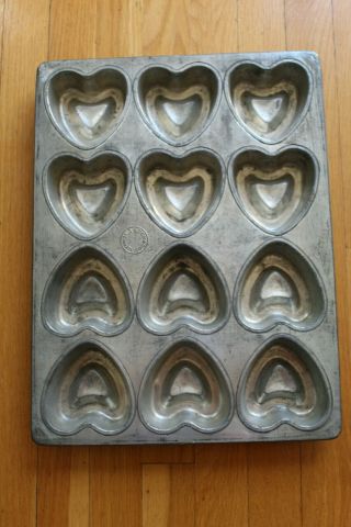 Vintage Large 12 Tin Heart Shaped Cake Pan Mold Lockwood 16 - 1/2 " X 12 - 1/2 