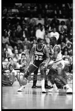 1987 Michael Jordan Bulls Vs Magic Johnson Lakers 35mm B&w Negative/neg