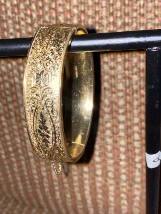 Vintage Antique 12k Gold Filled Gf Signed F.  M.  Co Oval Hinged Bangle Bracelet