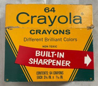 Vintage 64 CRAYOLA CRAYONS With Built - In Sharpener 2