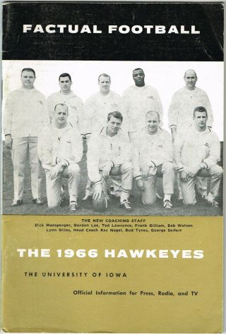 Vintage 1966 University Of Iowa Hawkeyes Football Media Guide - Eddie Podolak