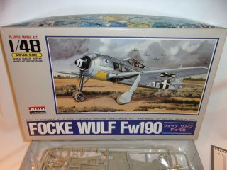 Vintage Arii A335 - 600 1:48 Focke Wulf Fw190 Plastic Model Airplane Kit