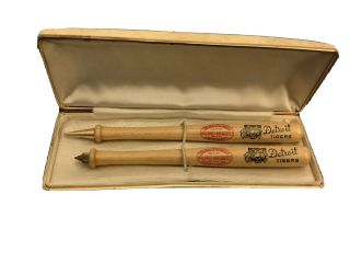 Vintage Detroit Tigers Pen And Pencil Set Miniature Louisville Slugger Bats