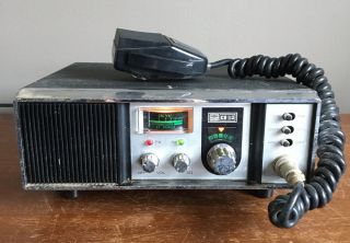 Vintage Pace Cb - 113 Cb Radio Base Station With Mic