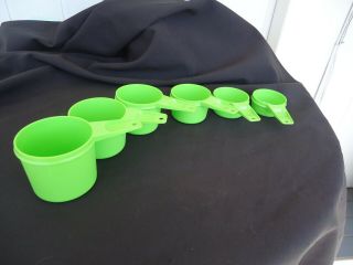 6 Vintage Retro Lime Green Tupperware Measuring Cups