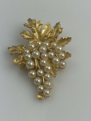 Vintage Crown Trifari Pearl Gold Tone Grape Leaf Branch Brooch