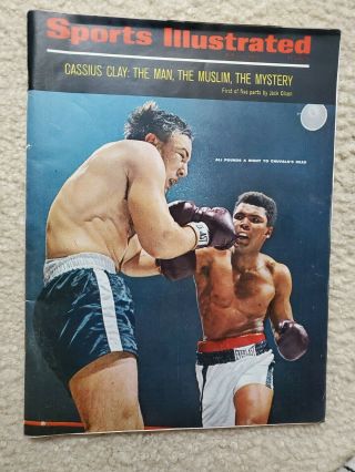 Cassius Clay Muhammad Ali 4/11/1966 Sports Illustrated Newsstand No Label Issue