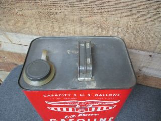 Vintage EAGLE 2 Gallon Metal Gas Can 2