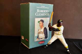 Hartland Limited Edition Baseball Statue Pittsburgh Pirates Roberto Clemente