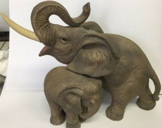 A Vintage Ceramic Beatiful Elephant mother and baby 3