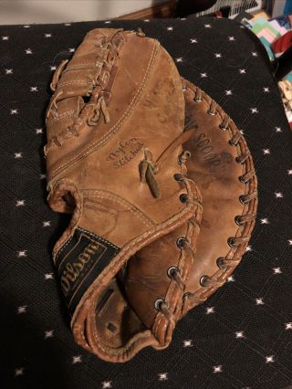 Vintage 1960s Ernie Banks Wilson A2880 Baseball Glove First Baseman’s Big Scoop